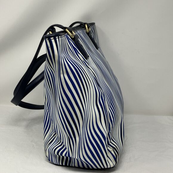 Vera Bradley Streeterville Tote EUC Shoulder Hangbag Medium Blue White Striped - Picture 7 of 14